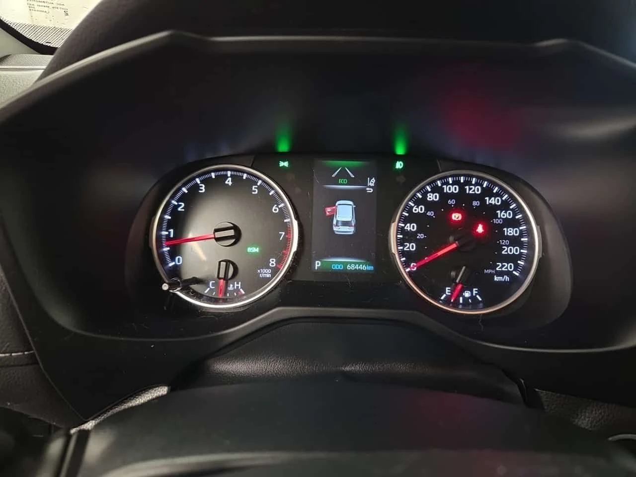 Toyota Rav4 XLE| LANE ASSIST| ПОДГРЕВИ| ПАНОРАМА| 2 КЛЮЧА| , снимка 11 - Автомобили и джипове - 54818416