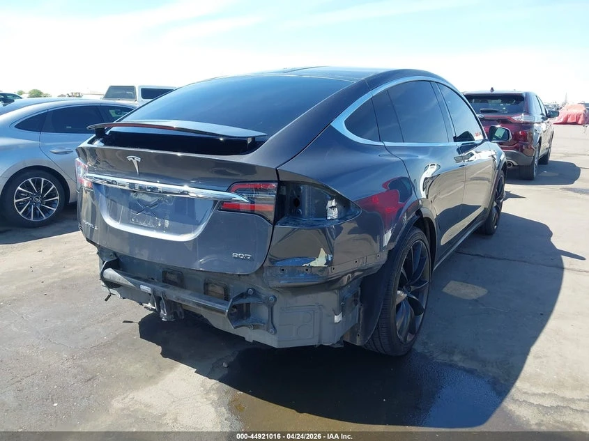 Tesla Model X 60D/70D/75D/90D, снимка 6 - Автомобили и джипове - 54906863