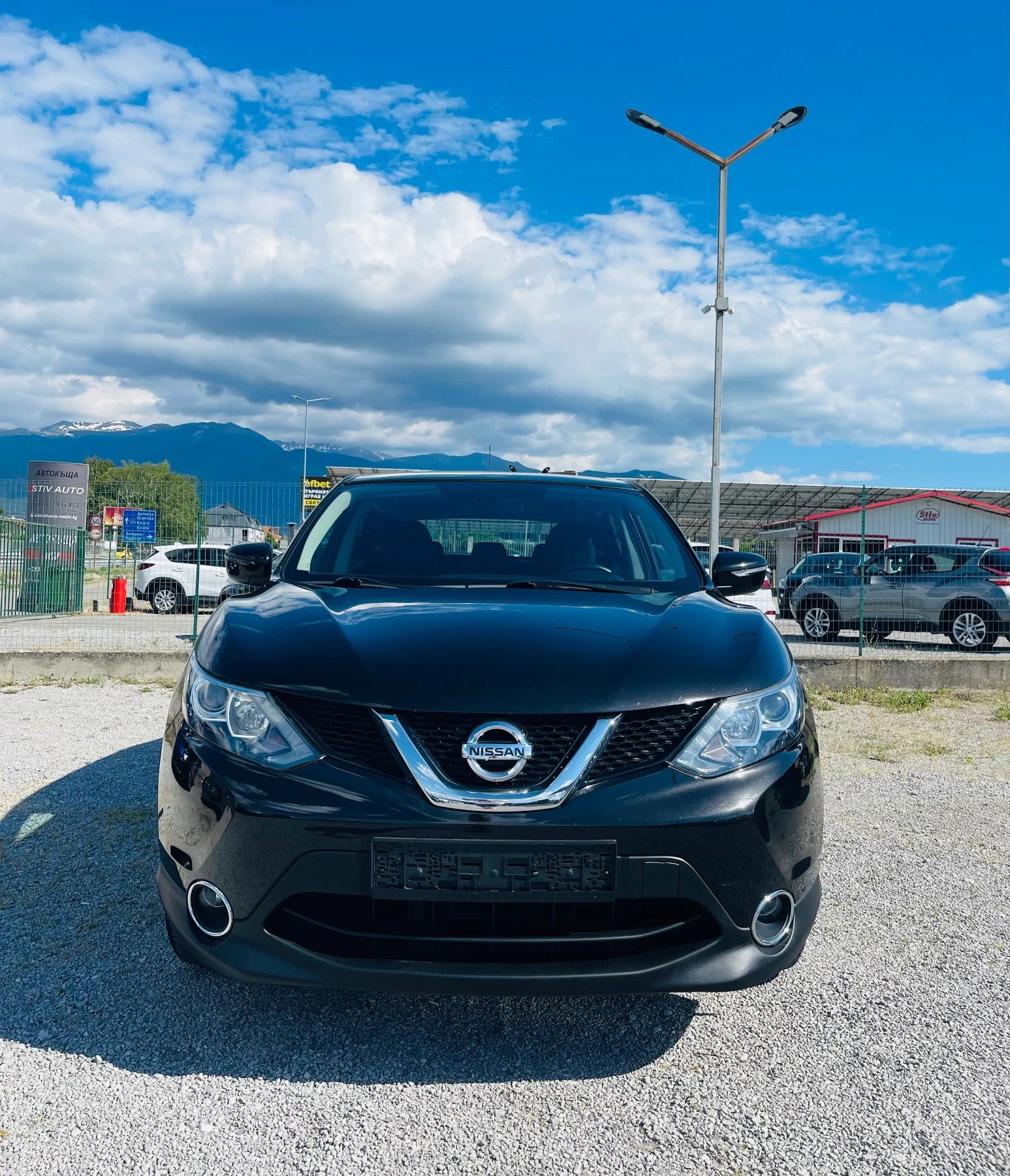 Nissan Qashqai 1.5 dci 135000 км EURO6, снимка 2 - Автомобили и джипове - 54923561