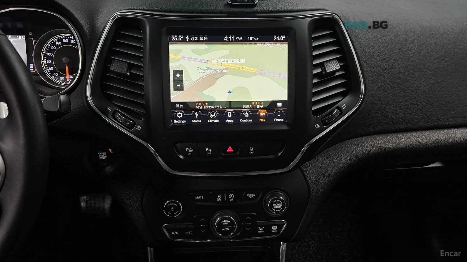 Jeep Cherokee 2.4 Longitude High AWD* КОЖА* ПАНО* НАВИ, снимка 12 - Автомобили и джипове - 55400677