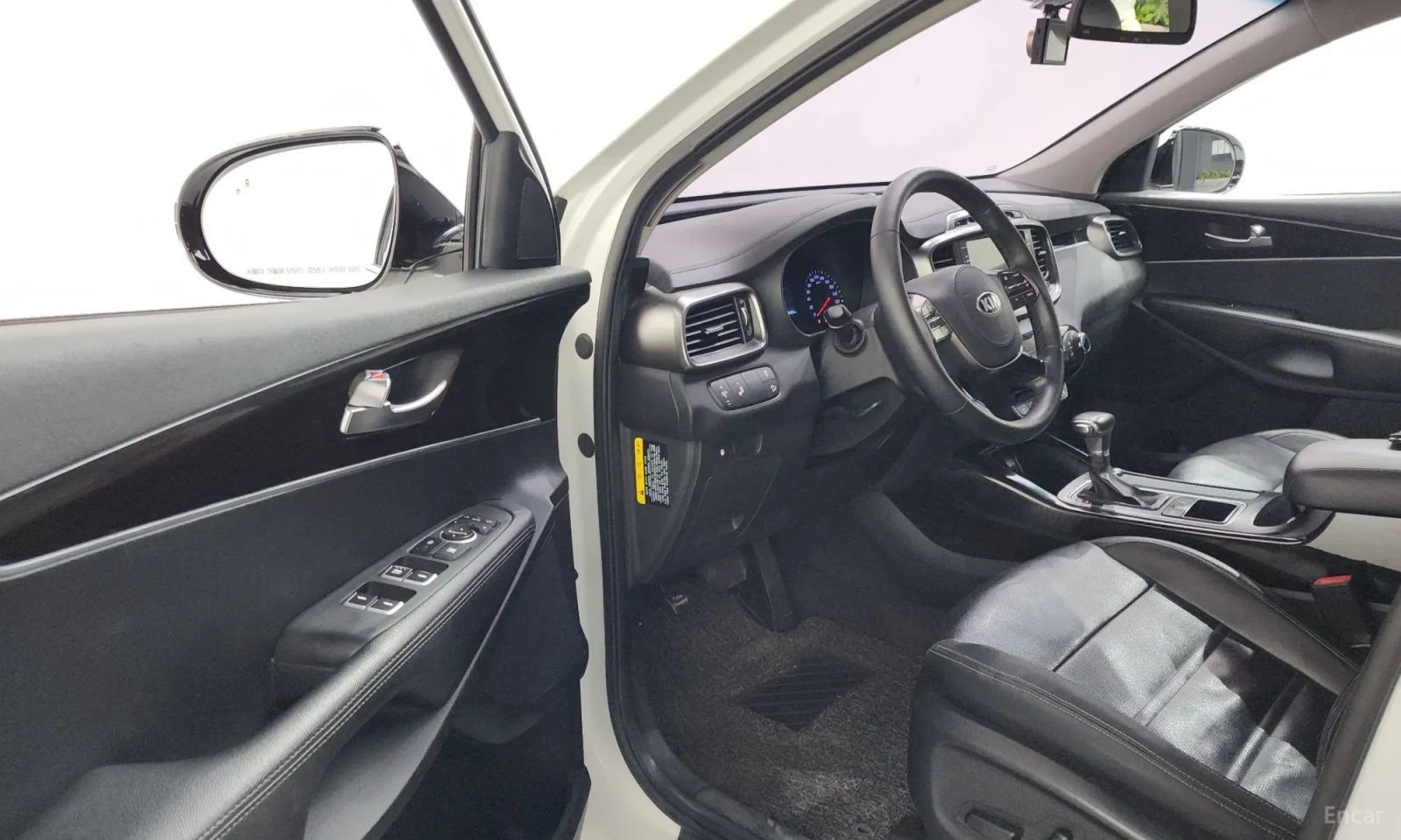 Kia Sorento 2.2 4WD\Фейслифт\Топ цена, снимка 10 - Автомобили и джипове - 55584691