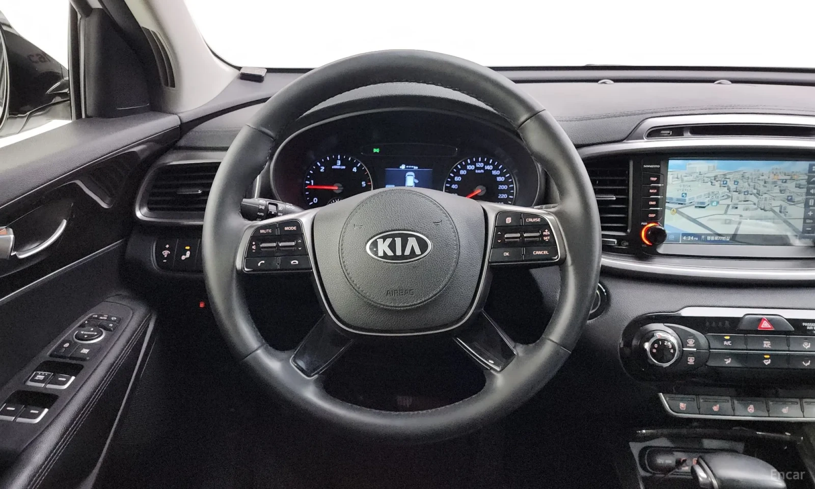 Kia Sorento 2.2 4WD\Фейслифт\Топ цена, снимка 13 - Автомобили и джипове - 55584691