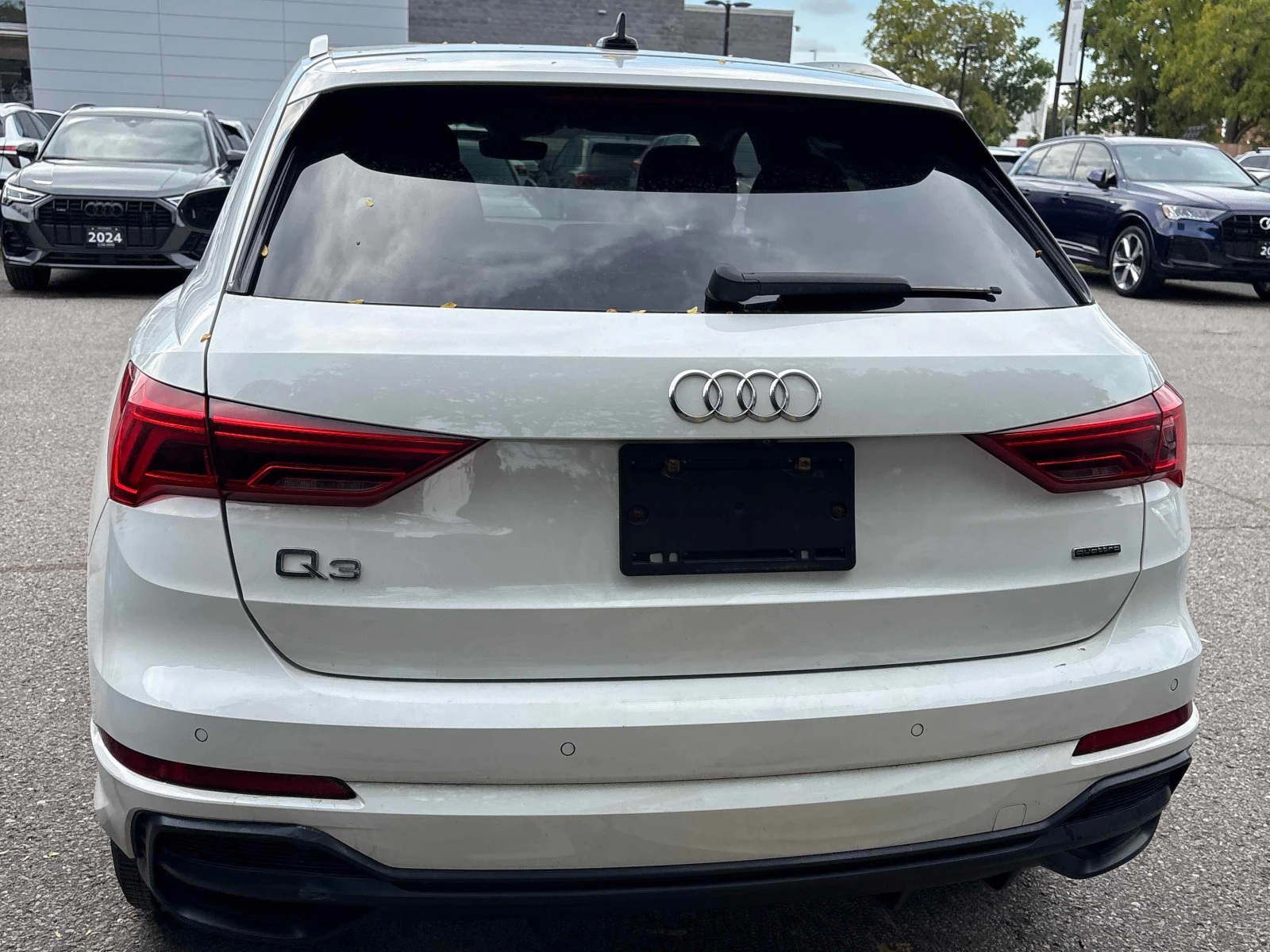Audi Q3 * Progressiv * CARFAX * ОПЦИЯ ЗА ФИНАНСИРАНЕ * , снимка 4 - Автомобили и джипове - 56119414