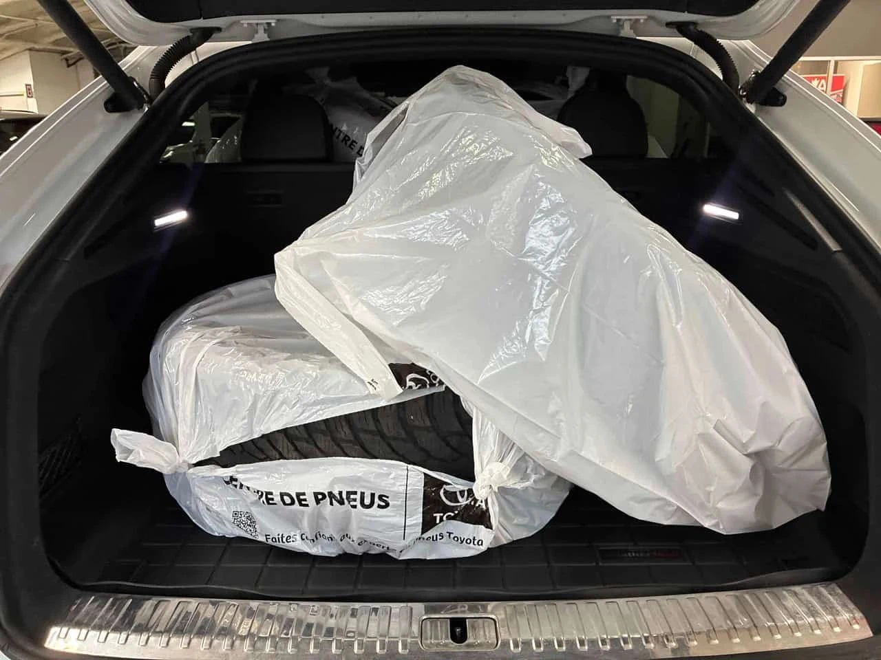 Audi Q8, снимка 16 - Автомобили и джипове - 56717157