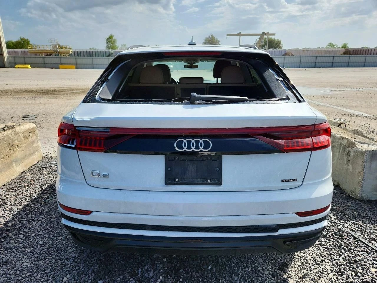 Audi Q8, снимка 5 - Автомобили и джипове - 56723247