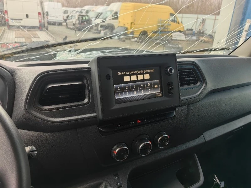 Renault Master 2.3, снимка 7 - Бусове и автобуси - 47183772