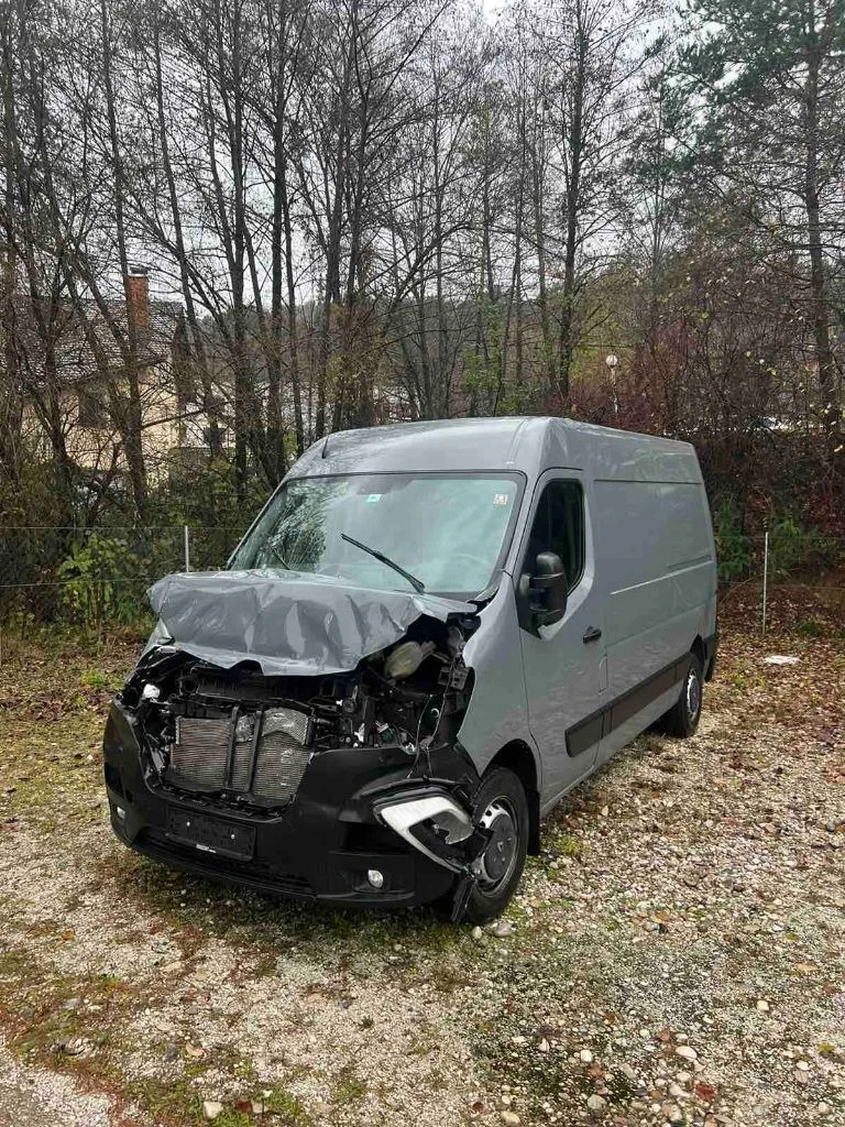 Renault Master 2.3, снимка 3 - Бусове и автобуси - 47183772