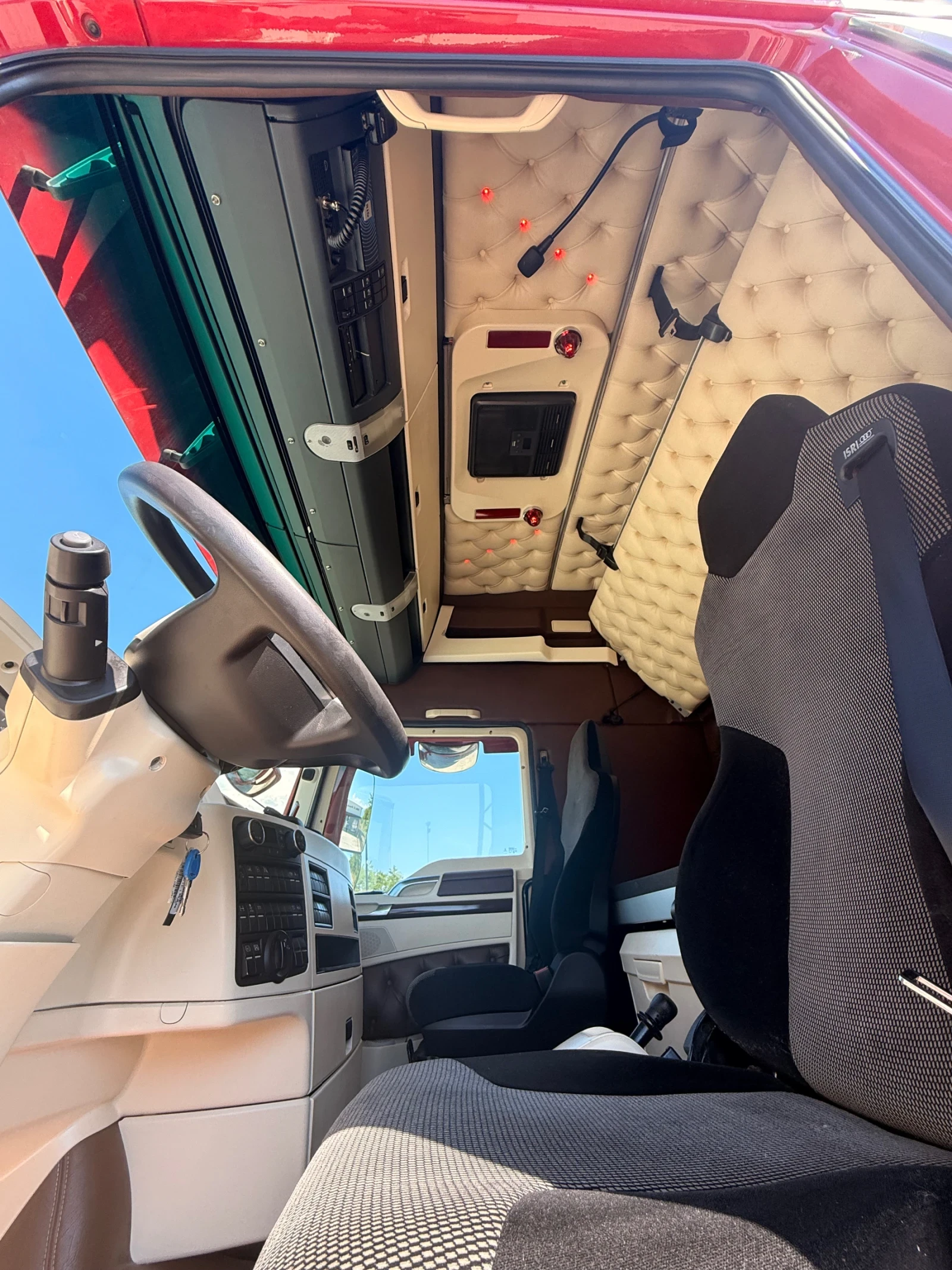 Man Tgx 18.510 Е6D SPECIAL INTERIOR, снимка 8 - Камиони - 54864191