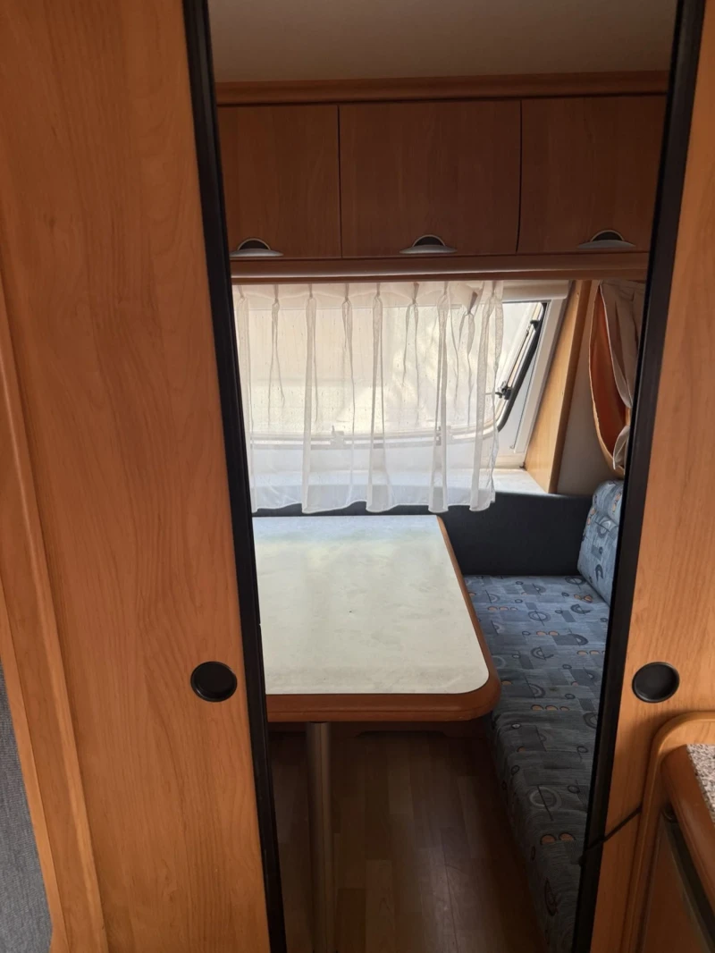 Каравана Hobby Excellent easy 450, снимка 16 - Каравани и кемпери - 51652678