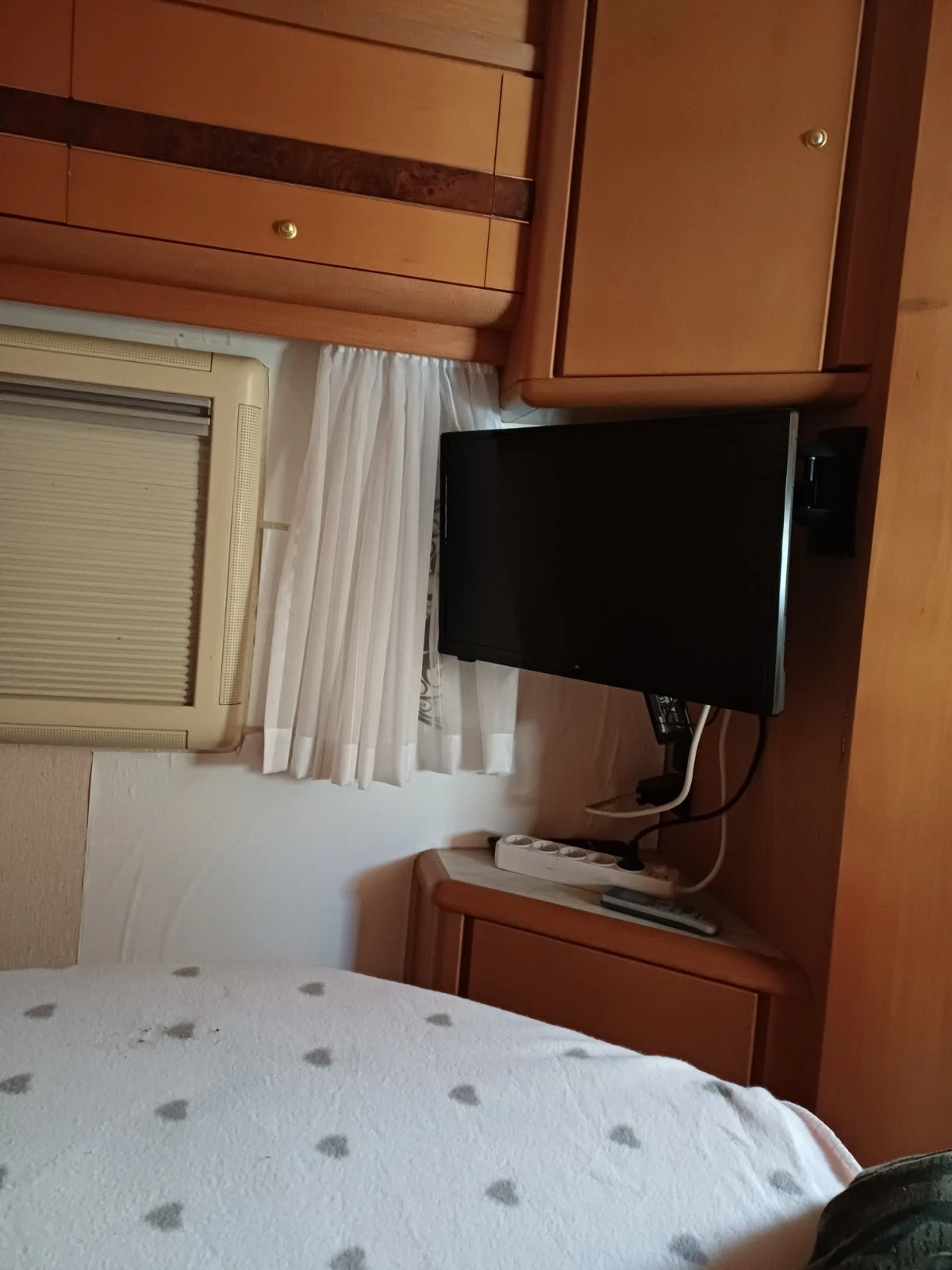 Каравана Wilk BlueStar, снимка 14 - Каравани и кемпери - 54150272