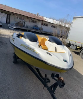 Лодка Bombardier Sea Doo Speedster, снимка 7 - Воден транспорт - 47046592