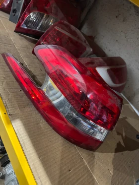 Peogeot 308SW 2016г външен ляв стоп, снимка 2