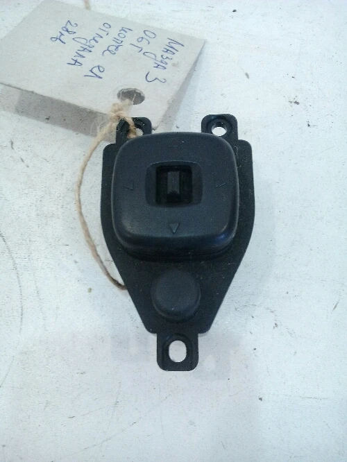 Копче ел.огледала Мазда 3