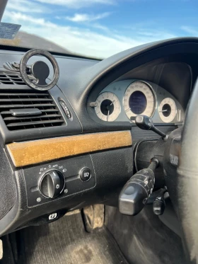 Mercedes-Benz E 350, снимка 13