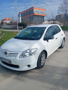 Toyota Auris, снимка 2