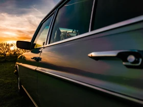 Mercedes-Benz 115 300D, снимка 7