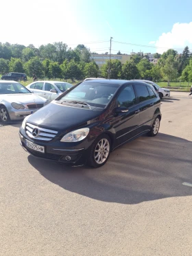 Mercedes-Benz B 180, снимка 1