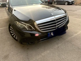 Mercedes-Benz E 200, снимка 2