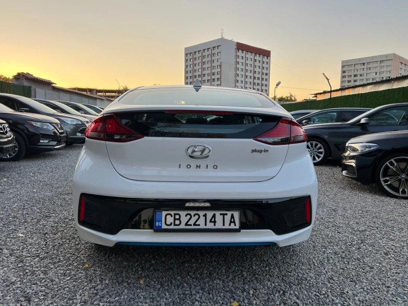 Hyundai Ioniq 1.6GDI/Plug-in Hybrid/72000km/Hyundai България, снимка 6 - Автомобили и джипове - 46888217