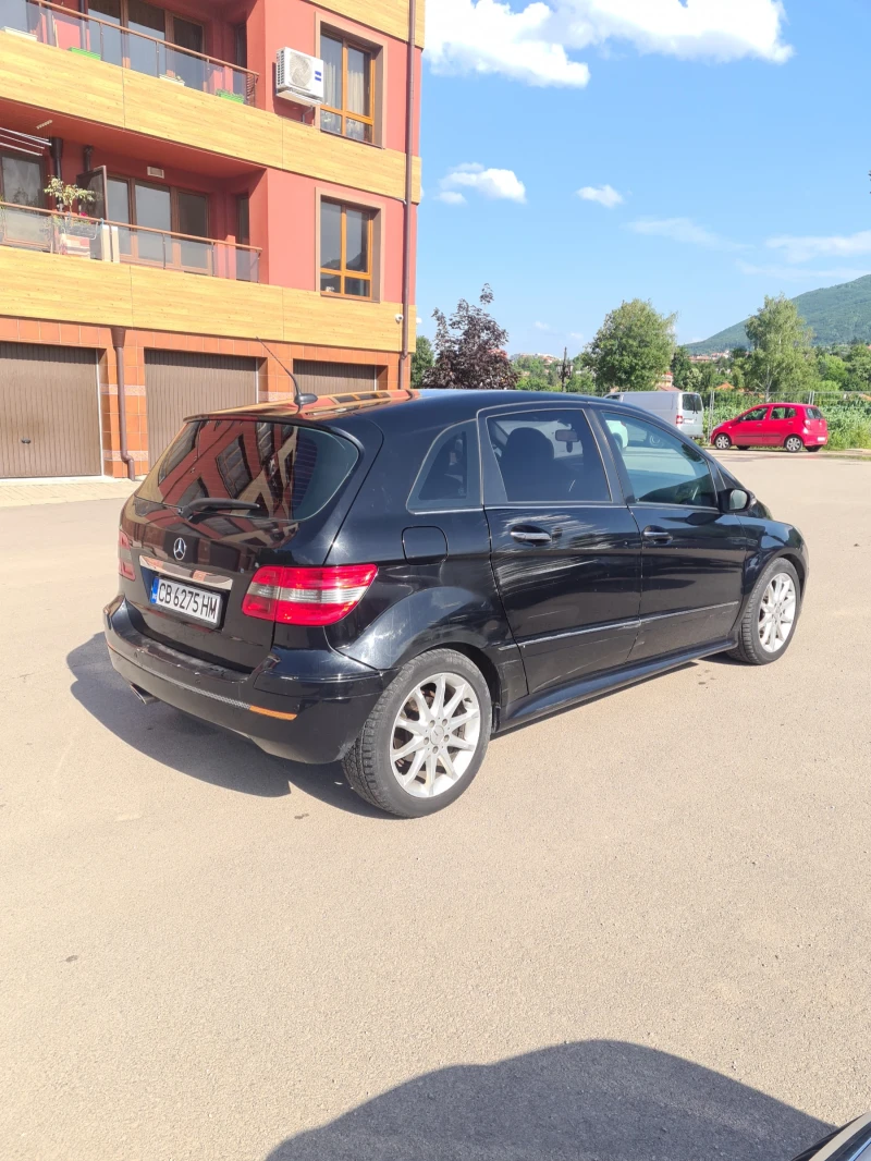 Mercedes-Benz B 180, снимка 3 - Автомобили и джипове - 47411086