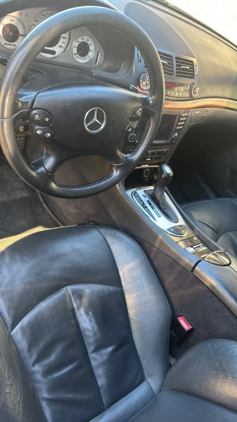 Mercedes-Benz E 500 W211, снимка 10 - Автомобили и джипове - 48156582