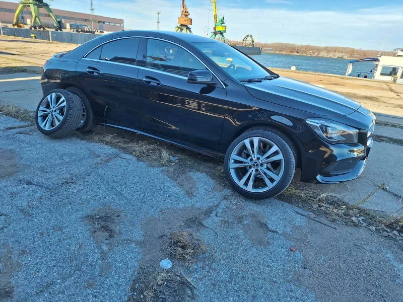 Mercedes-Benz CLA 200, снимка 15 - Автомобили и джипове - 48390878