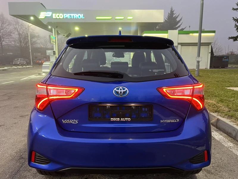 Toyota Yaris HYBRID ПАНОРАМА, снимка 4 - Автомобили и джипове - 48563984