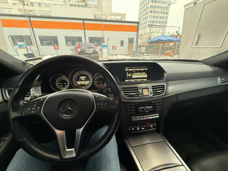 Mercedes-Benz E 250 4 matic, НА ПРУЖИНИ, снимка 6 - Автомобили и джипове - 48730774