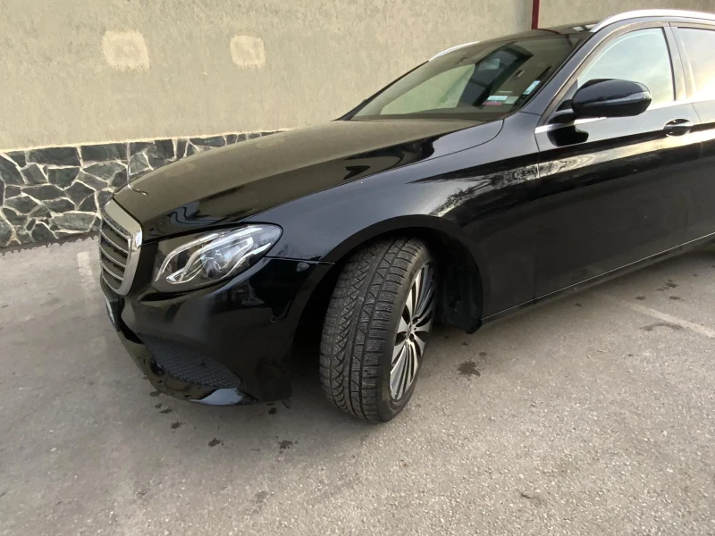 Mercedes-Benz E 200, снимка 7 - Автомобили и джипове - 49582114