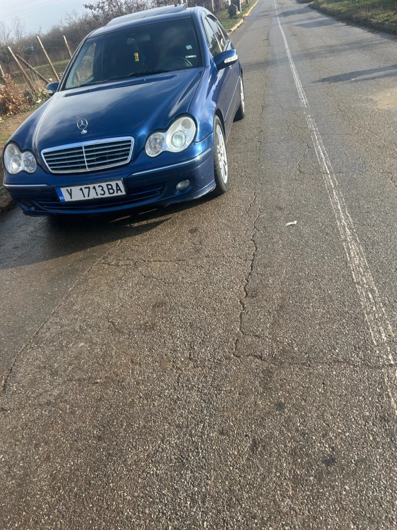 Mercedes-Benz 220, снимка 3 - Автомобили и джипове - 49114174