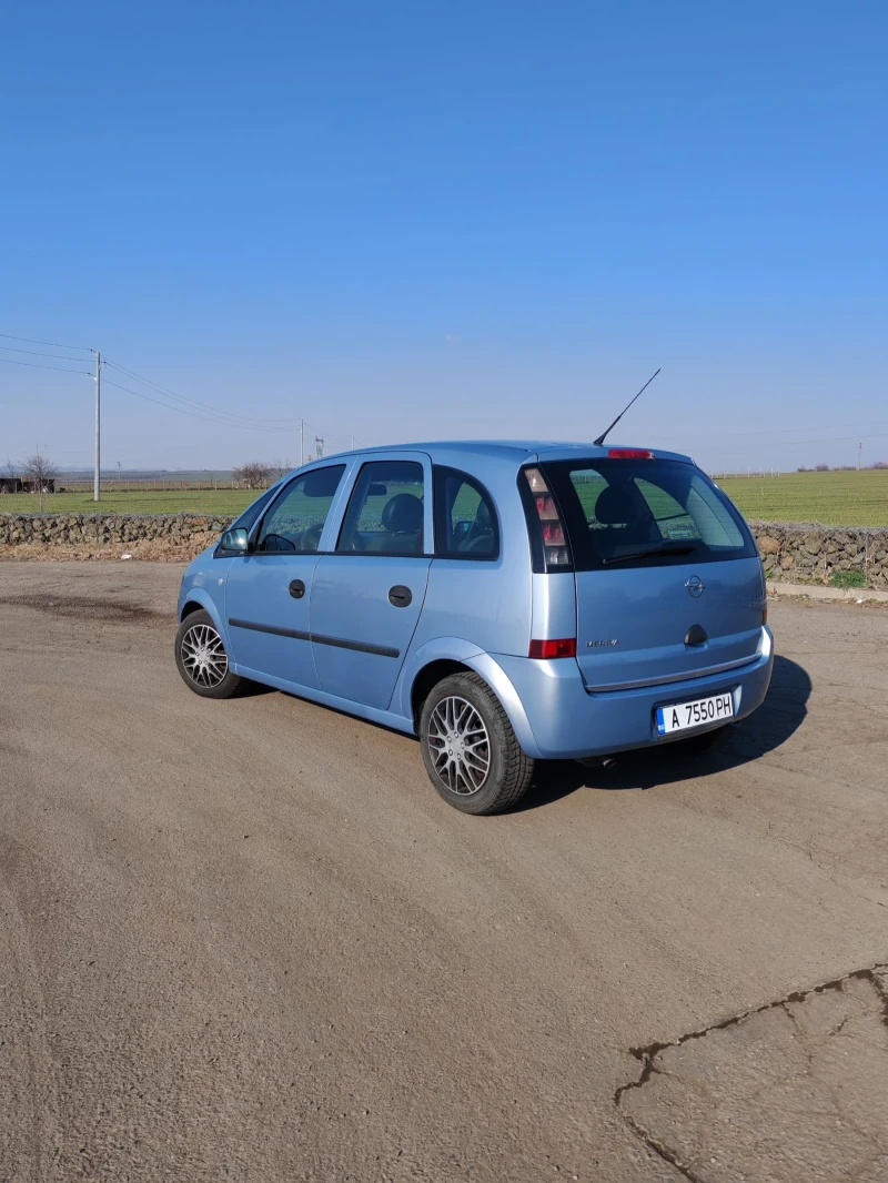 Opel Meriva, снимка 4 - Автомобили и джипове - 49290527