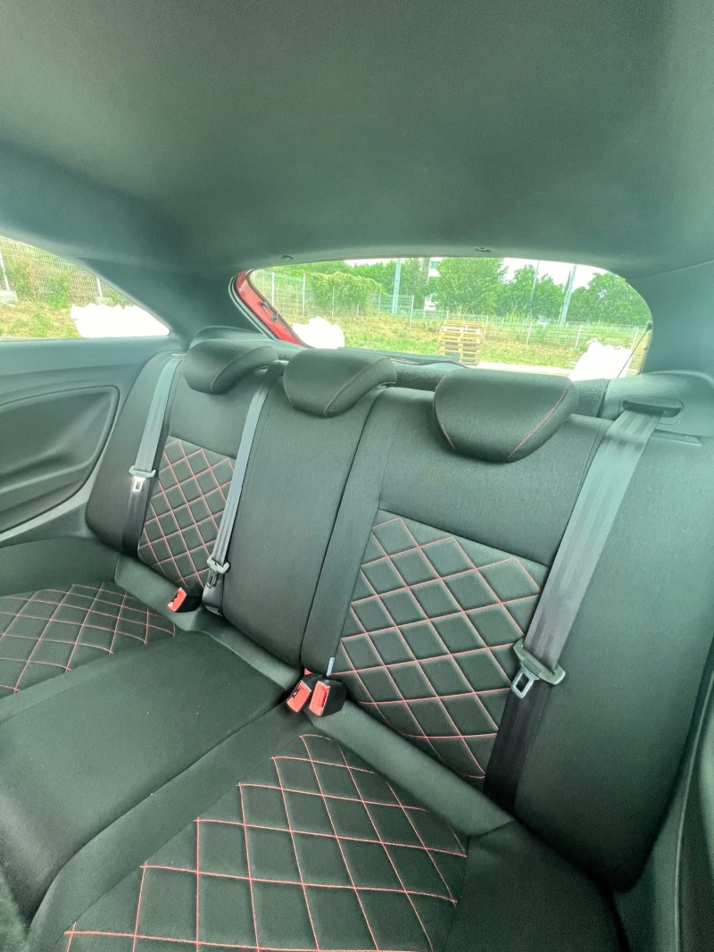 Seat Ibiza CUPRA Bocanegra 1.4 TSI 180кс, снимка 9 - Автомобили и джипове - 52487675