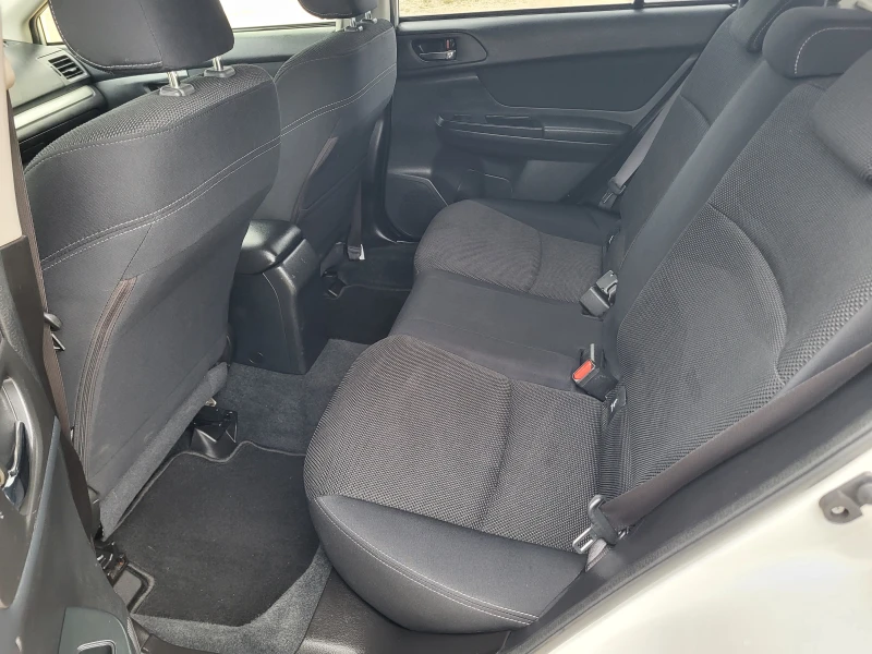 Subaru XV 2.0D AWD, снимка 10 - Автомобили и джипове - 52091419