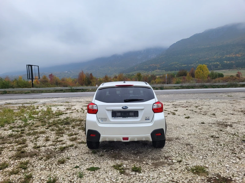 Subaru XV 2.0D AWD, снимка 4 - Автомобили и джипове - 52091419