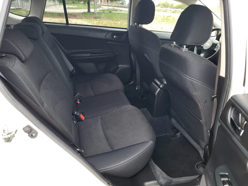 Subaru XV 2.0D AWD, снимка 12 - Автомобили и джипове - 52091419