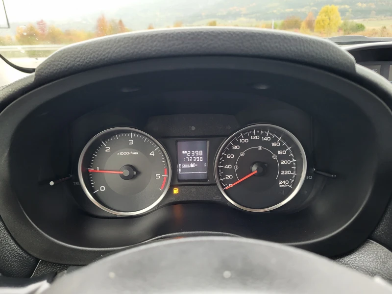 Subaru XV 2.0D AWD, снимка 16 - Автомобили и джипове - 52091419