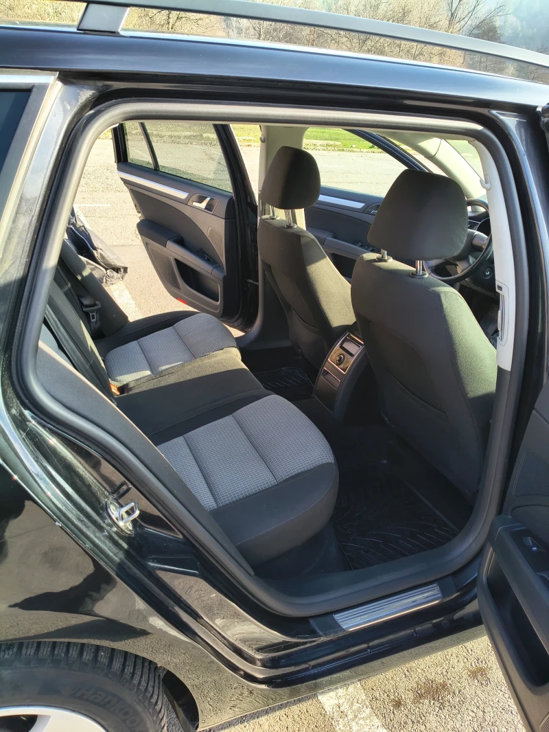 Skoda Superb, снимка 11 - Автомобили и джипове - 52848963