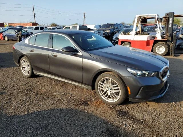 BMW 530 2.0L 4 Rear-wheel drive, снимка 7 - Автомобили и джипове - 49393462