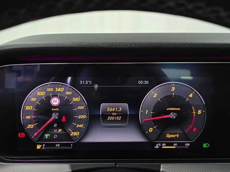 Mercedes-Benz E 350 E350d| 260к.с.| ВКЛ.ТЕХНОТЕСТ, снимка 8 - Автомобили и джипове - 55234207