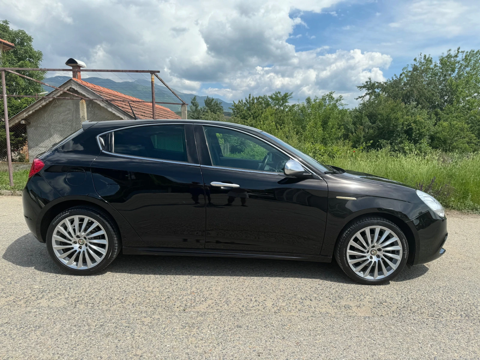 Alfa Romeo Giulietta 1.4T EURO 5B - изображение 6