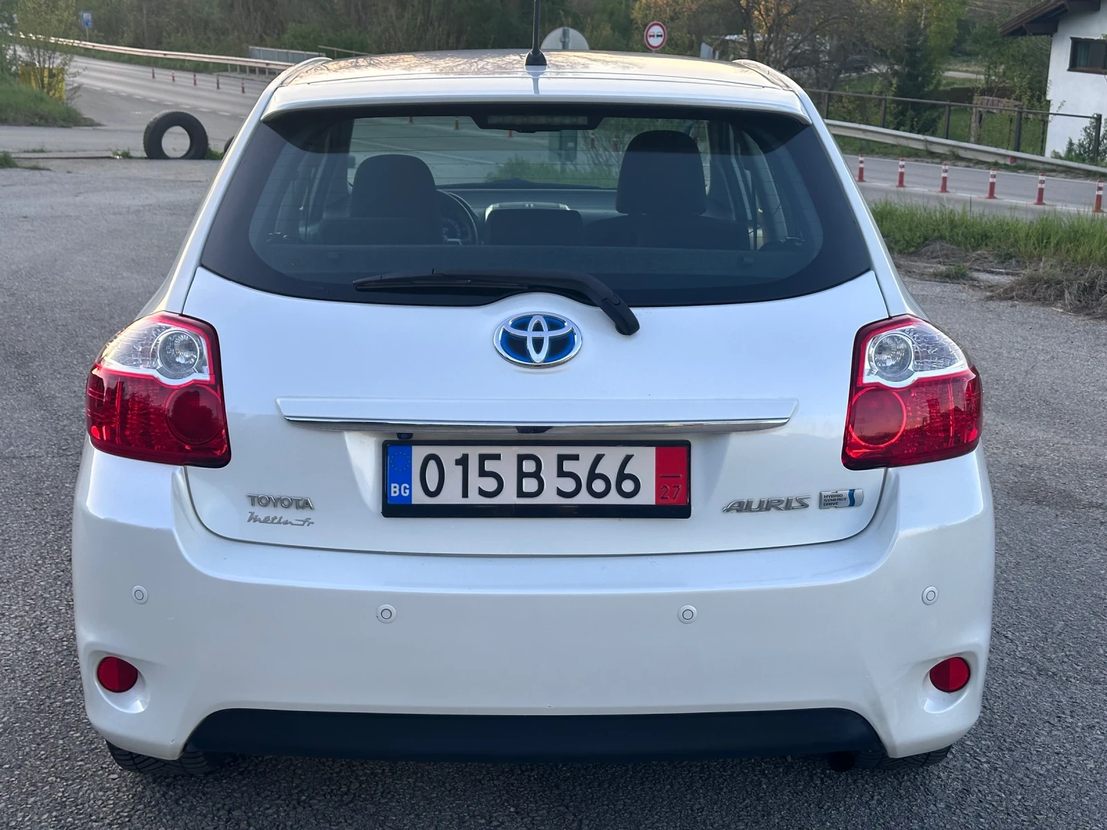 Toyota Auris 1.8 HYBRID FACE СЕРВИЗНА ИСТОРИЯ!!! - изображение 6