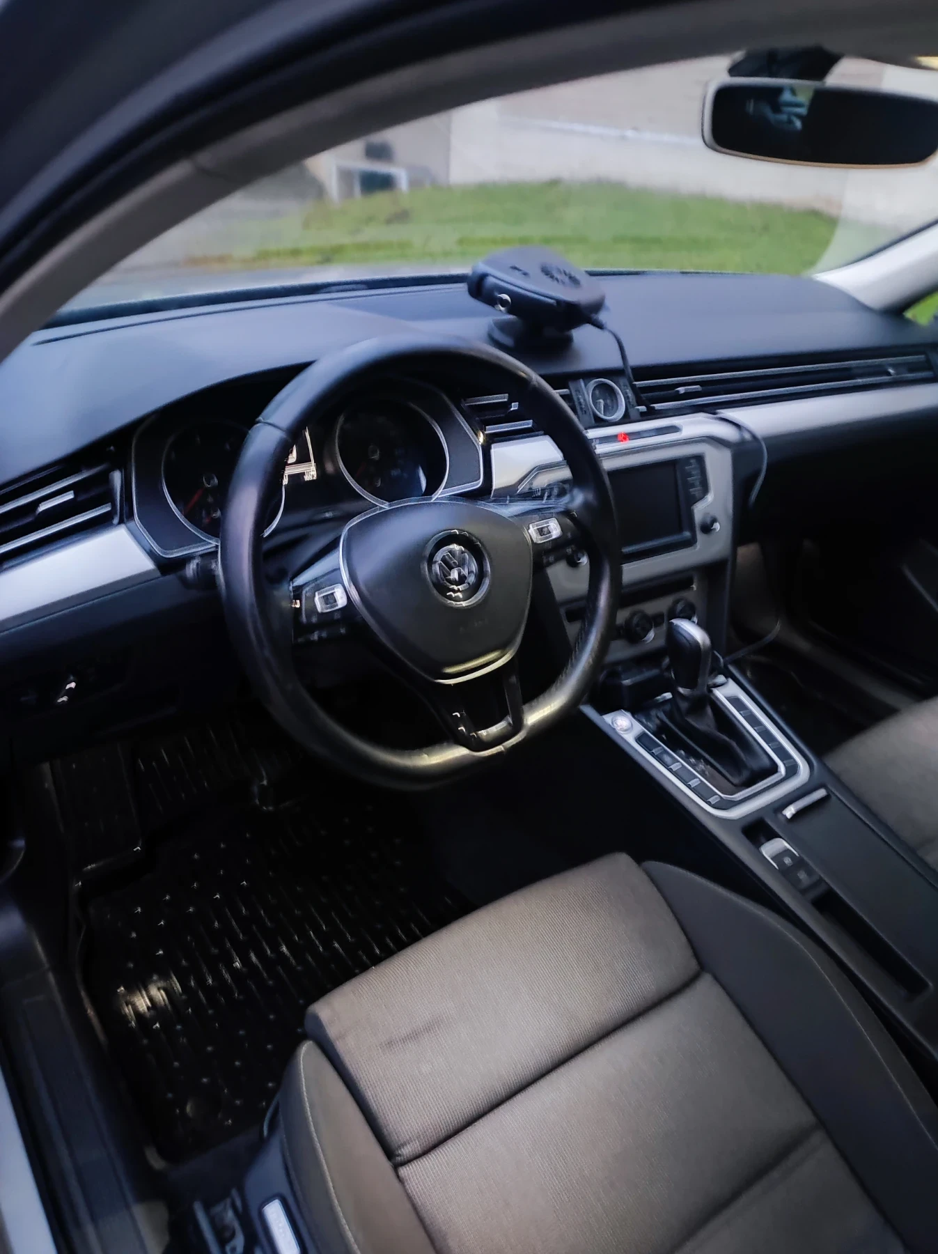 VW Passat  - изображение 8