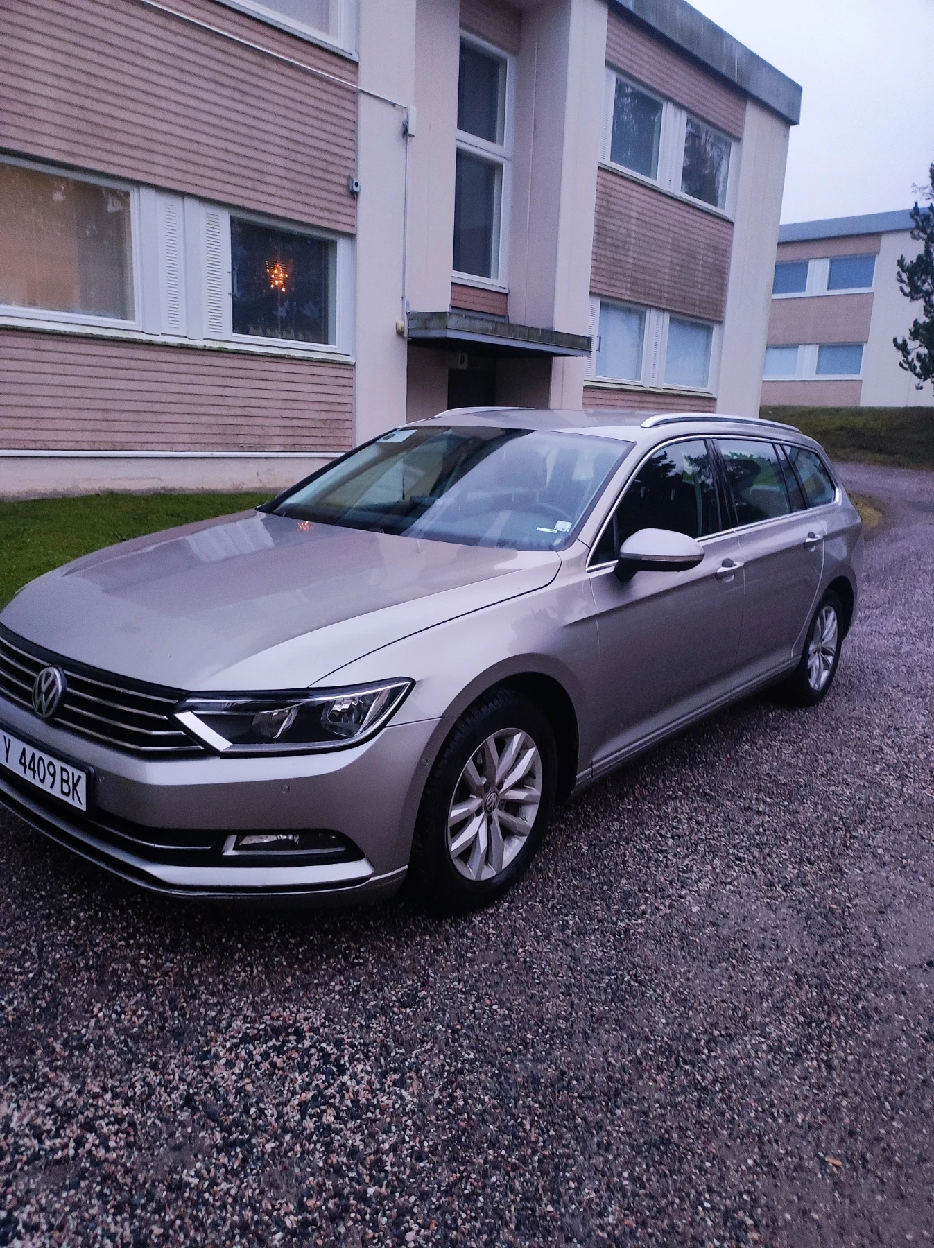 VW Passat  - изображение 4