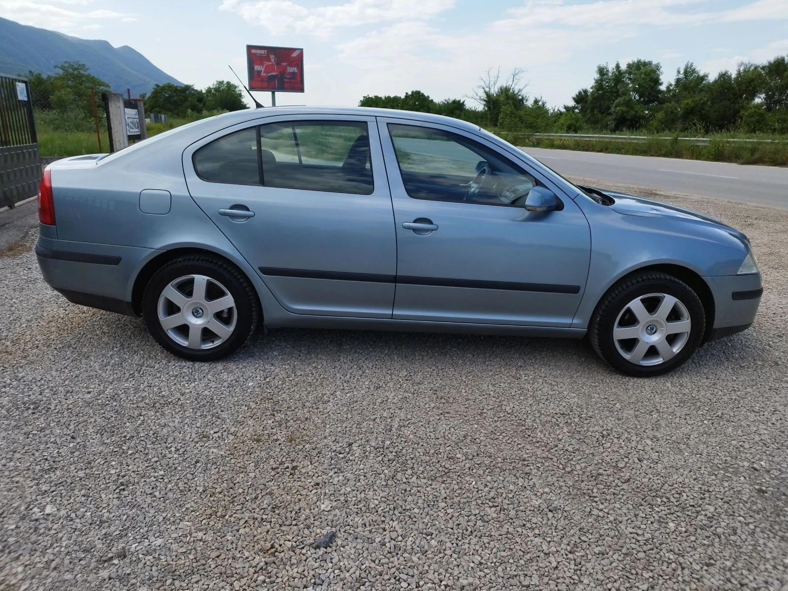 Skoda Octavia 1.6 Mpi 102 k.c. - изображение 5