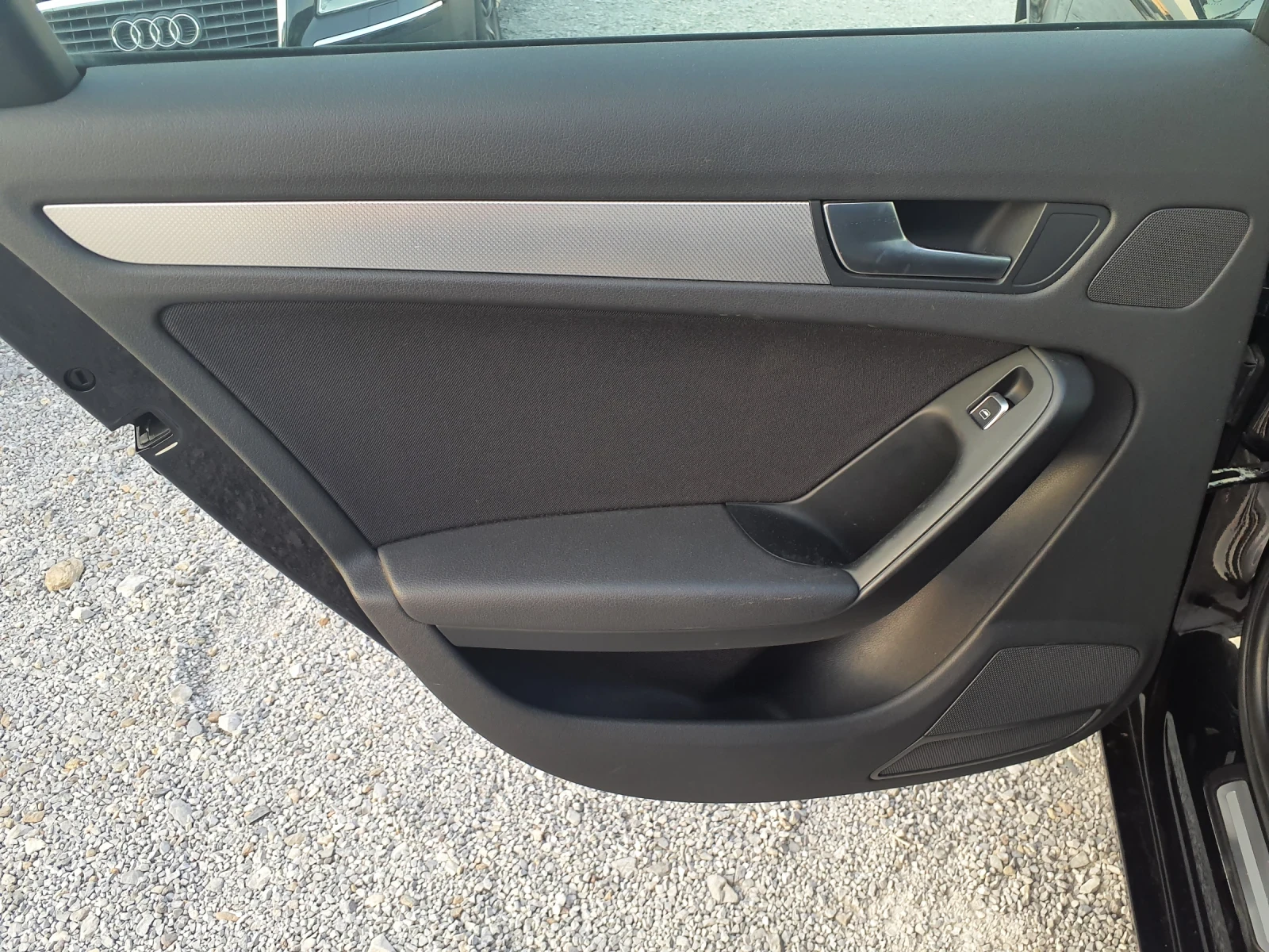 Audi A4 2.0 TDI -143 NOVA | Mobile.bg   11