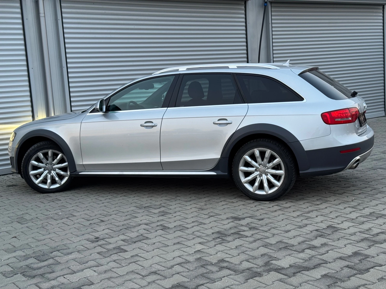 Audi A4 Allroad 3, 0tdi 239ps, Quattro, кожа, нави, темпо, борд, е - изображение 3