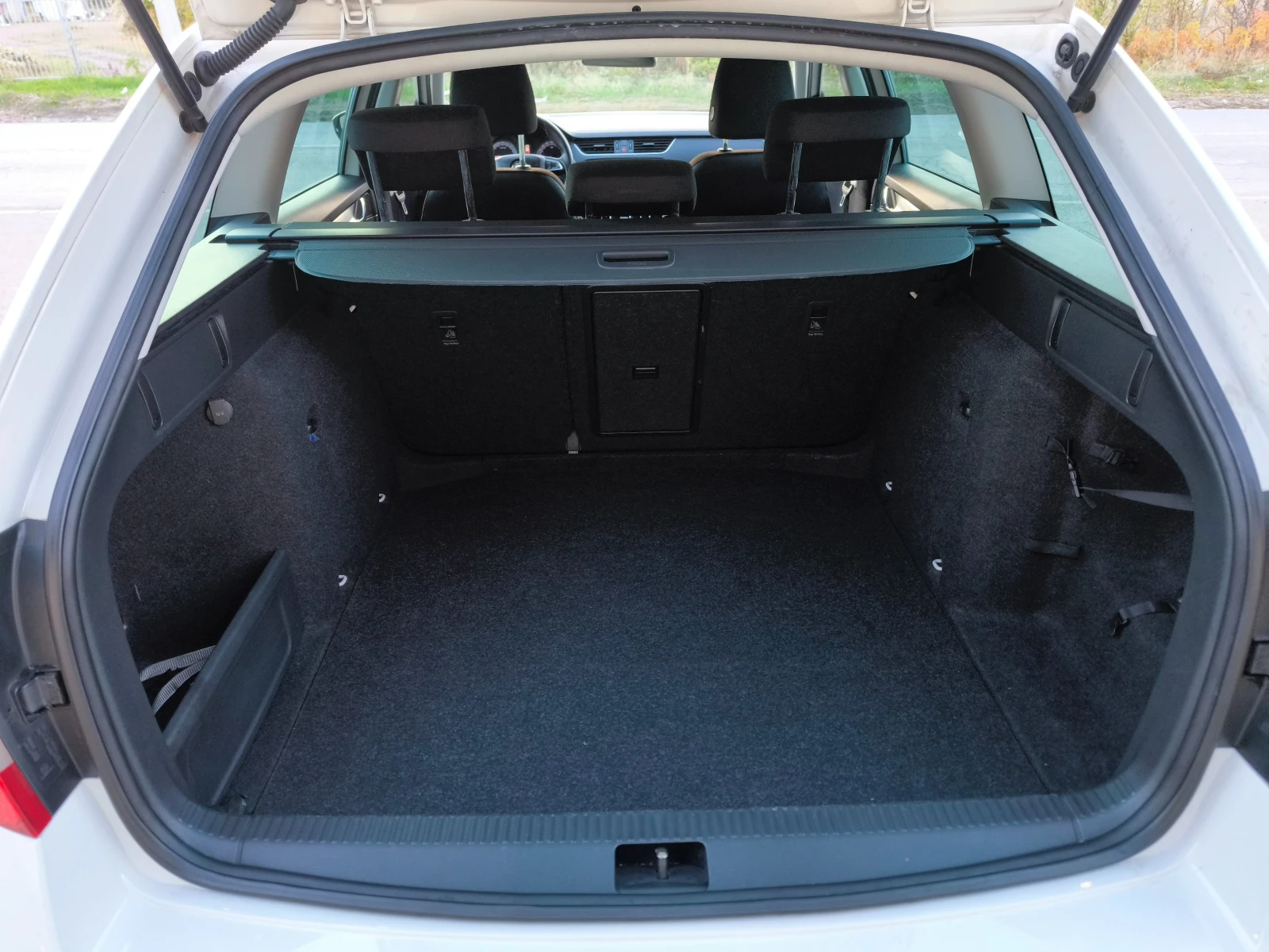 Skoda Octavia 1.6 TDI ГО + винетка | Mobile.bg — изображение 13