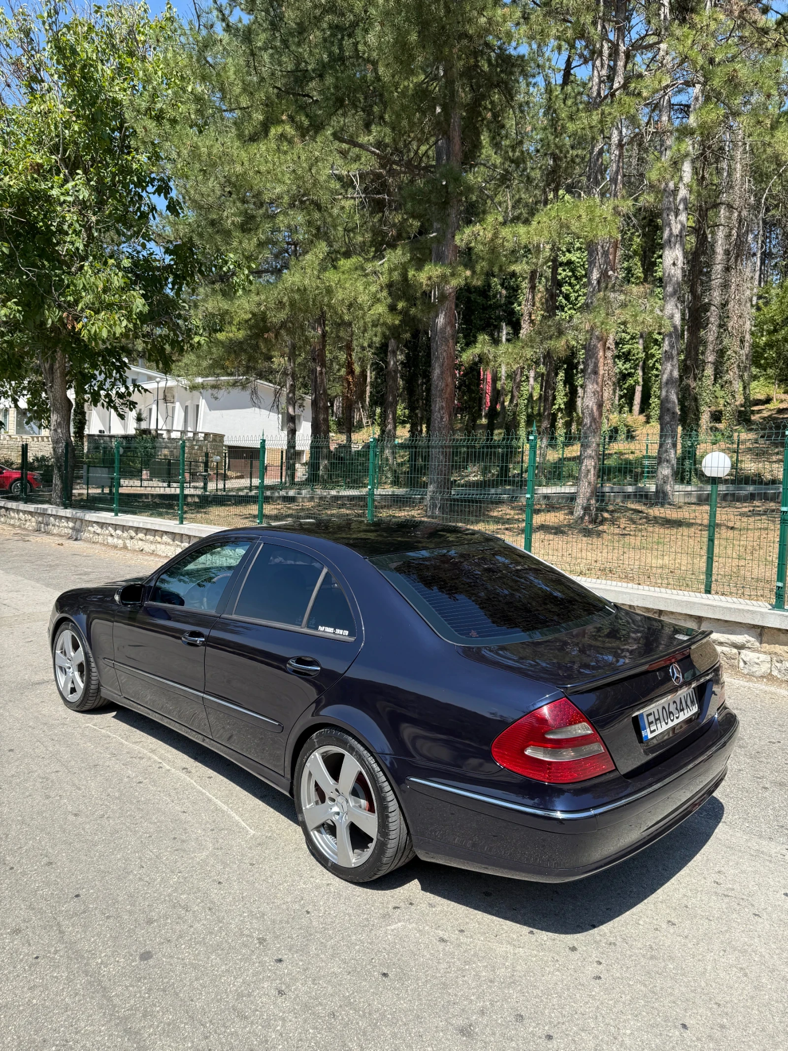 Mercedes-Benz E 270  - изображение 6