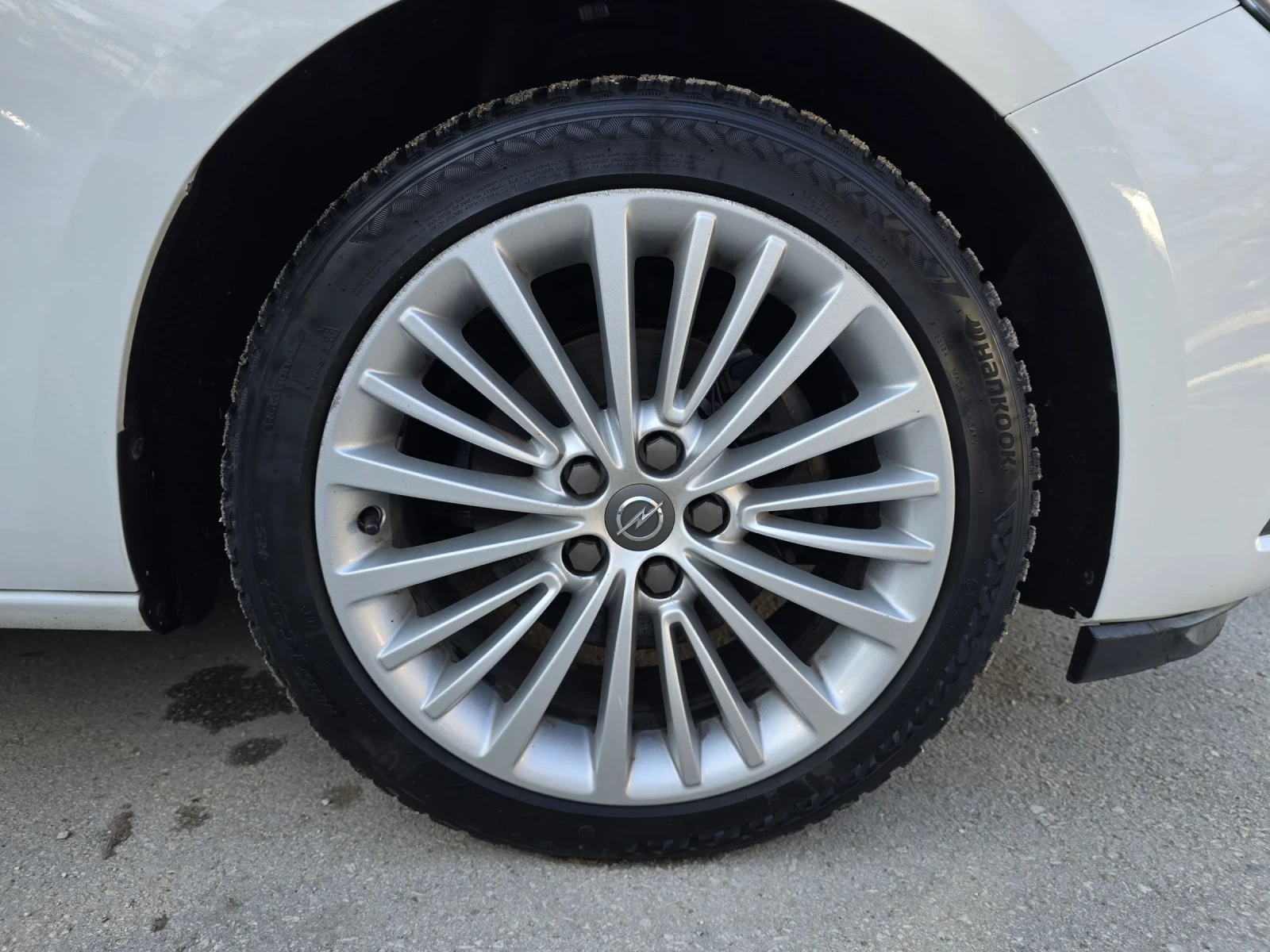 Opel Astra 1.6CDTI 110к.с SPORT - изображение 9