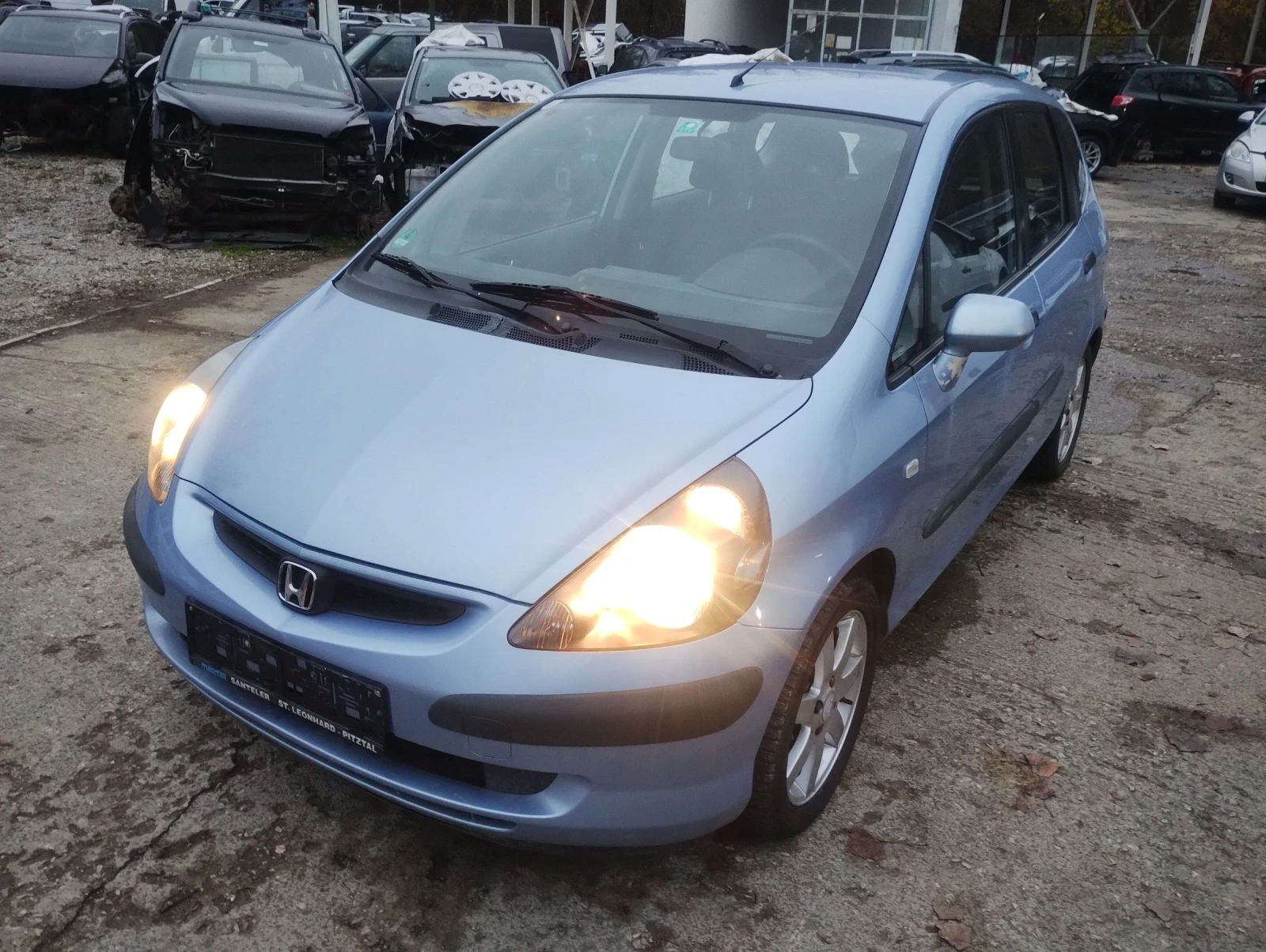 Honda Jazz 1.3i - изображение 3